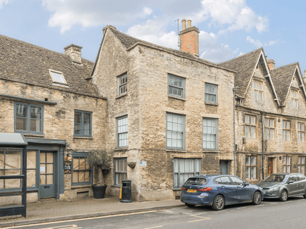 24 Long Street, Tetbury, GL8 8AQ