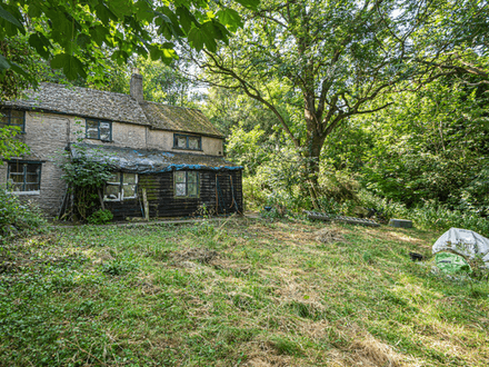 Rarely available three bedroom detached period property with 3.57 acres